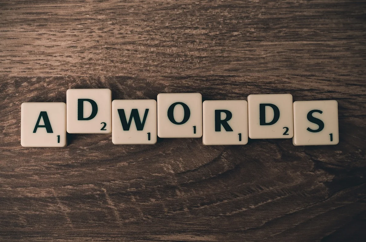 20 Best SEO Prompts for ChatGPT and Claude